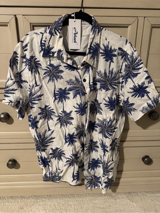 Vatpave Other - Adoni Men's White Short-Sleeve Palm-Print Button Down Shirt